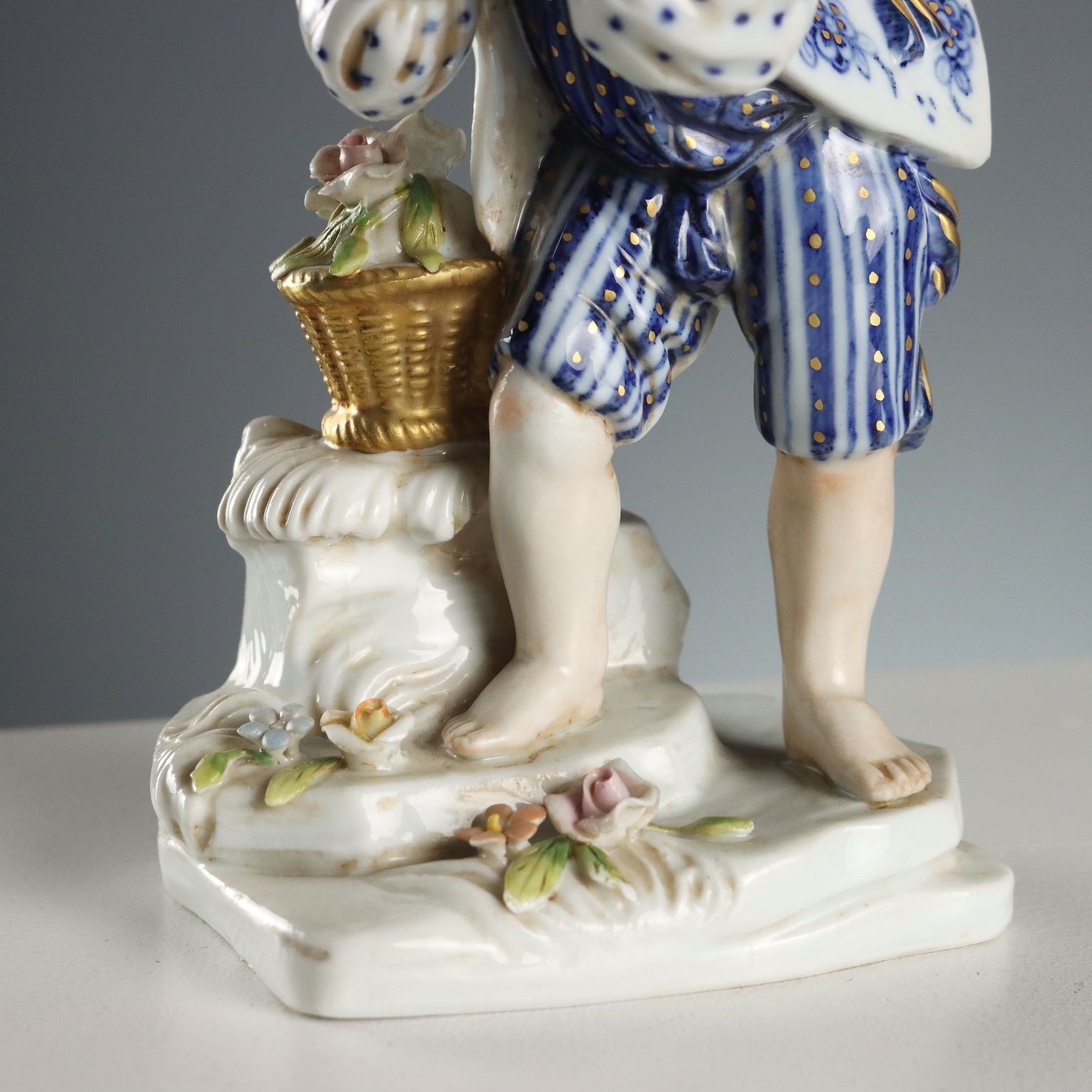 Antieke beeldjes Capodimonte porselein Italië 20e eeuw photo vintage
