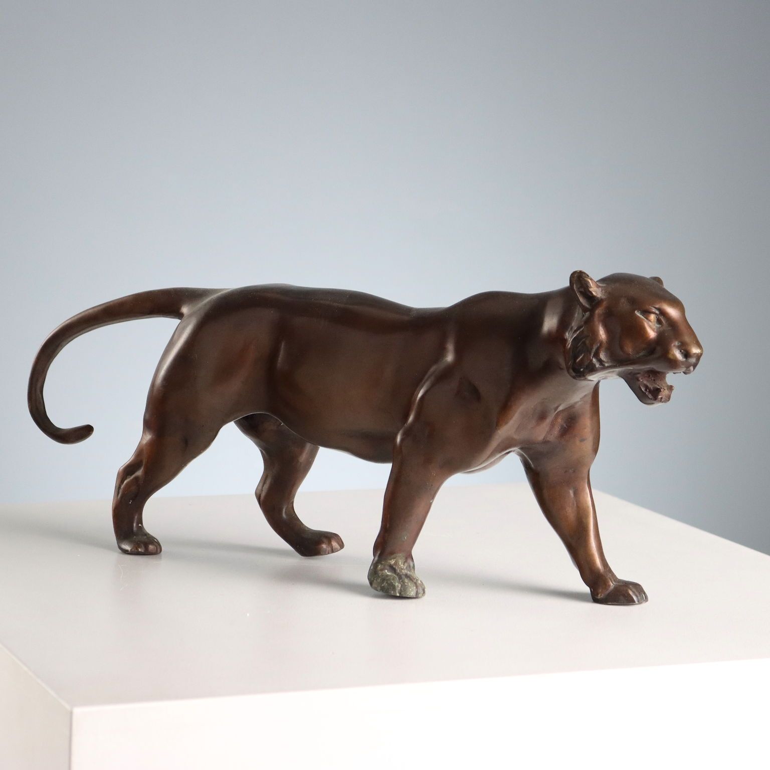 Antiek sculptuur bronzen panter Italië XX eeuw