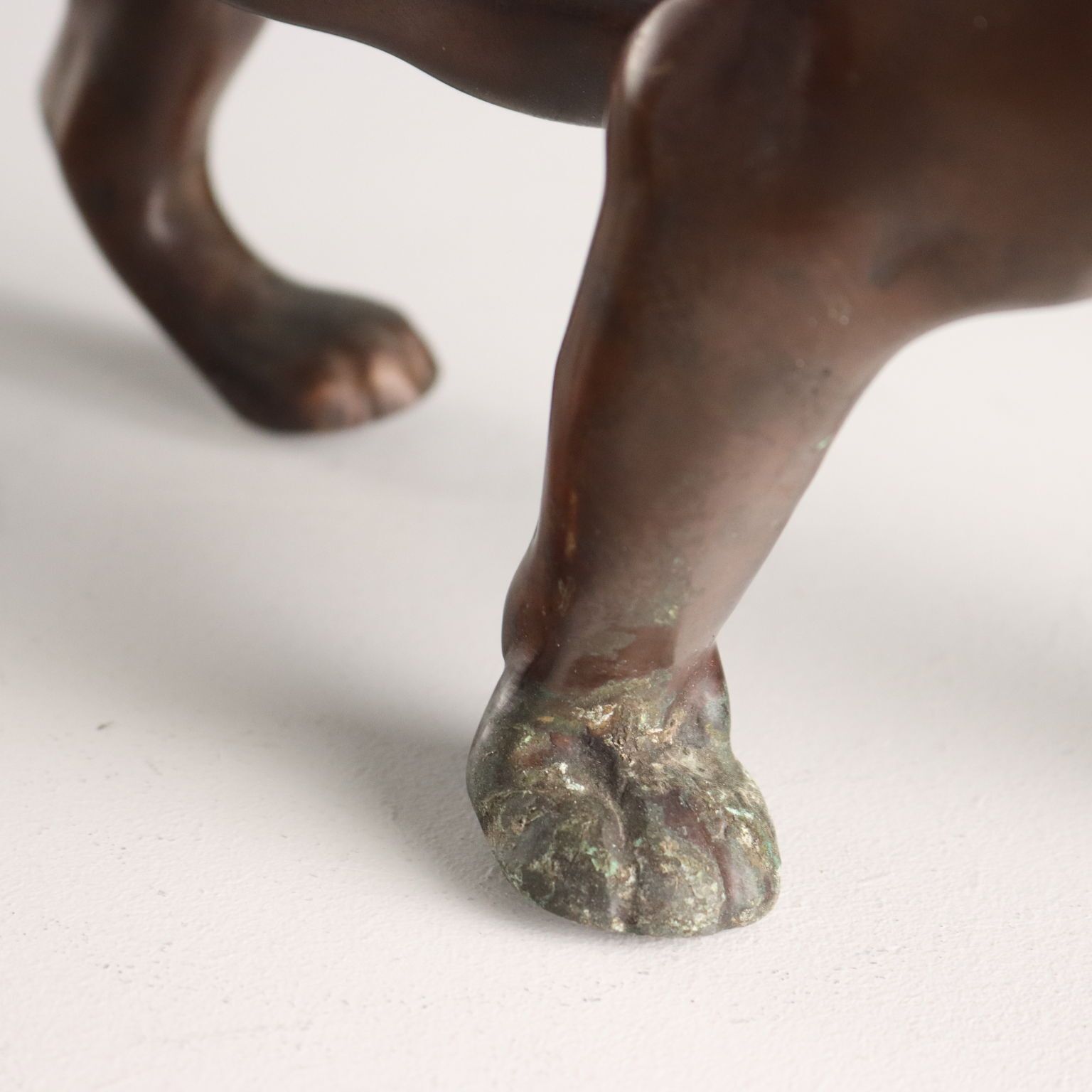 Antiek sculptuur bronzen panter Italië XX eeuw photo Woonaccessoires