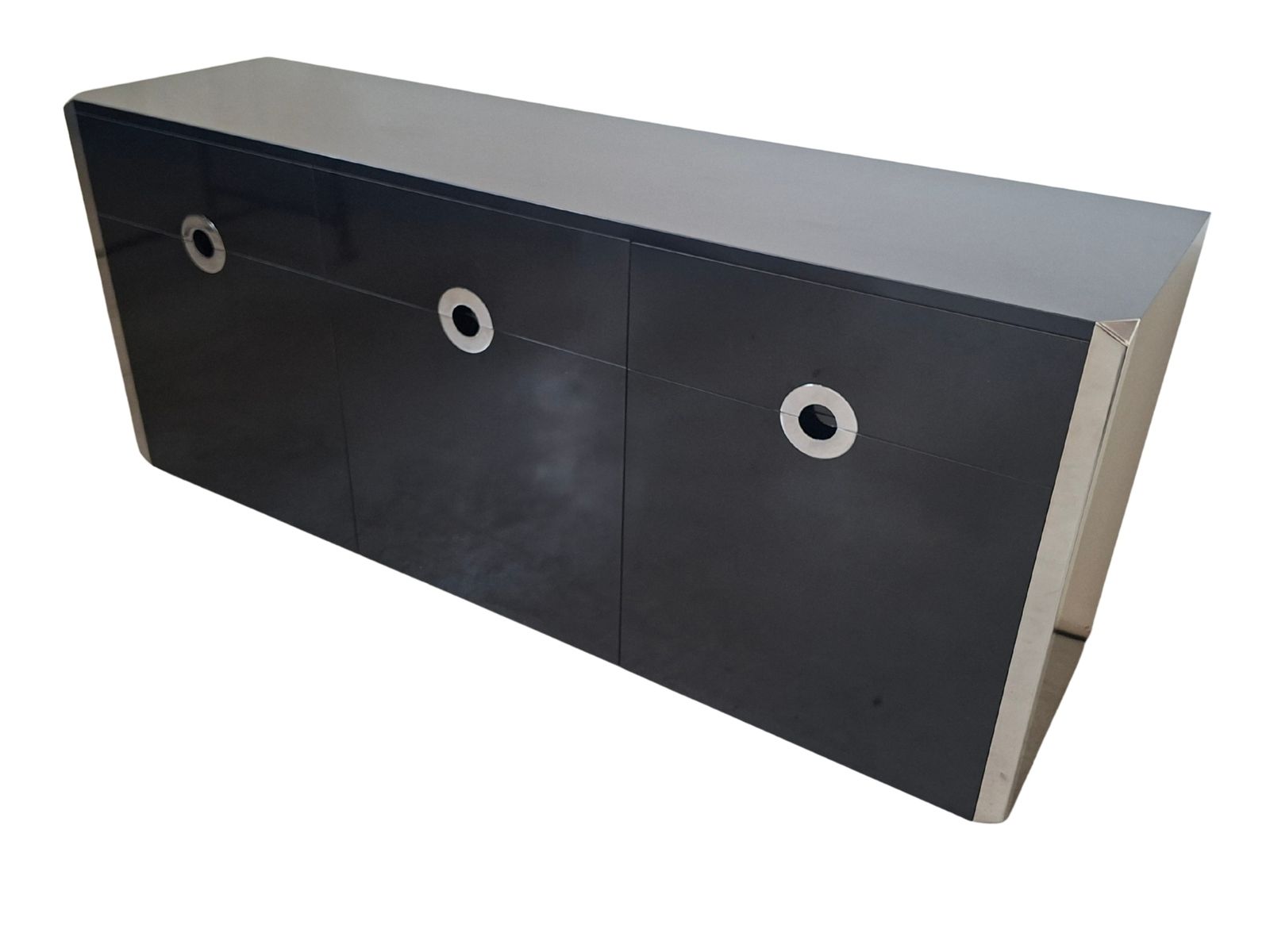 photo furniture Iconica Credenza 3 Ante "Alveo" Di Willy Rizzo Per Mario Sabot – Design Anni '70