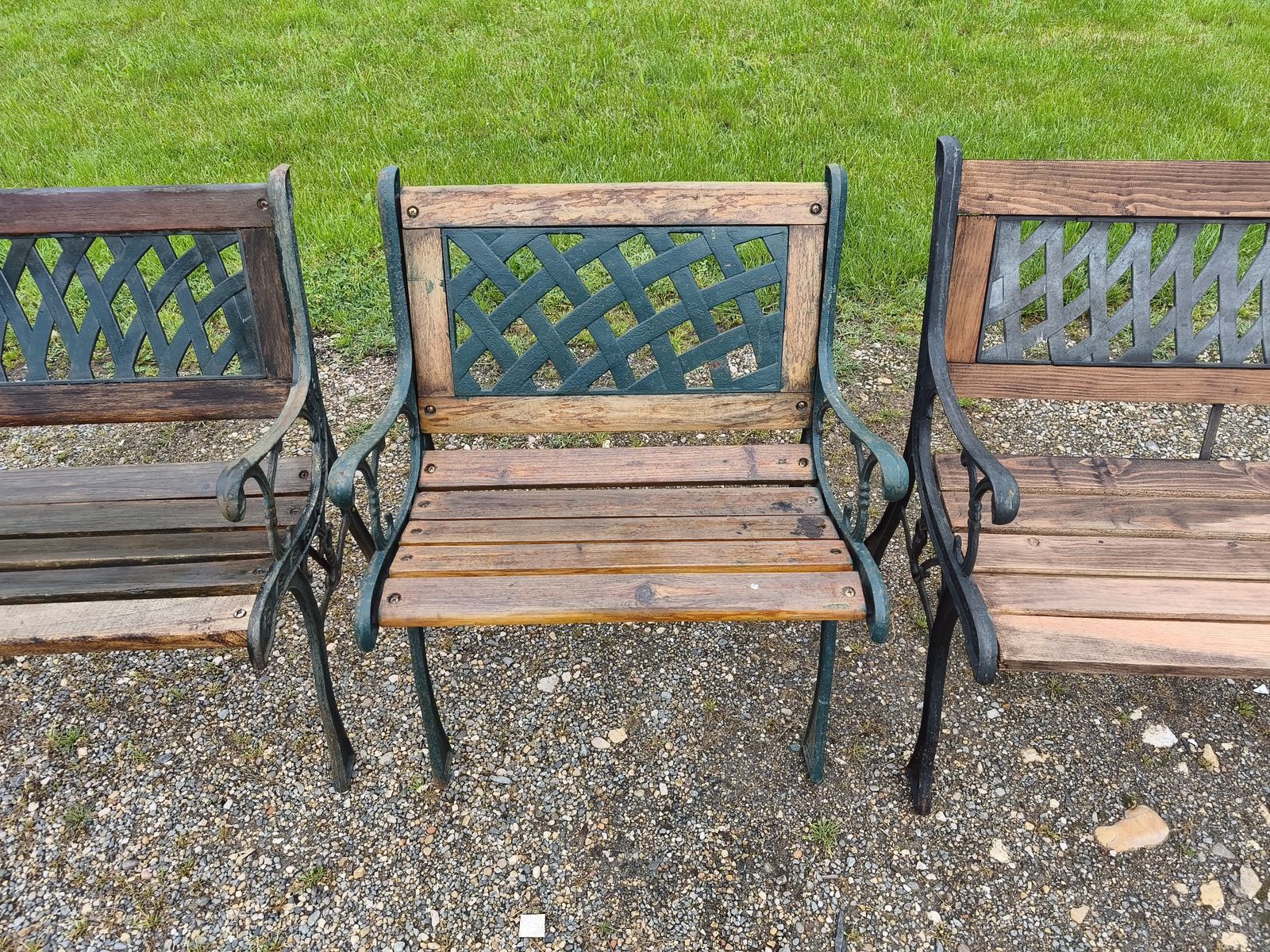 photo vintage Garden Furniture Set, Table, 3 Benches + 2 Armchairs, Cast Iron And Wood