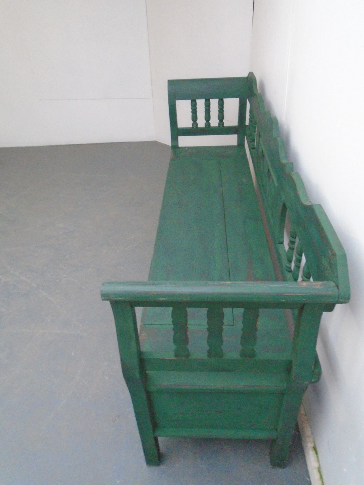 A Green & Black Heart Motif Antique Pine 3 Seater Bench photo Furniture