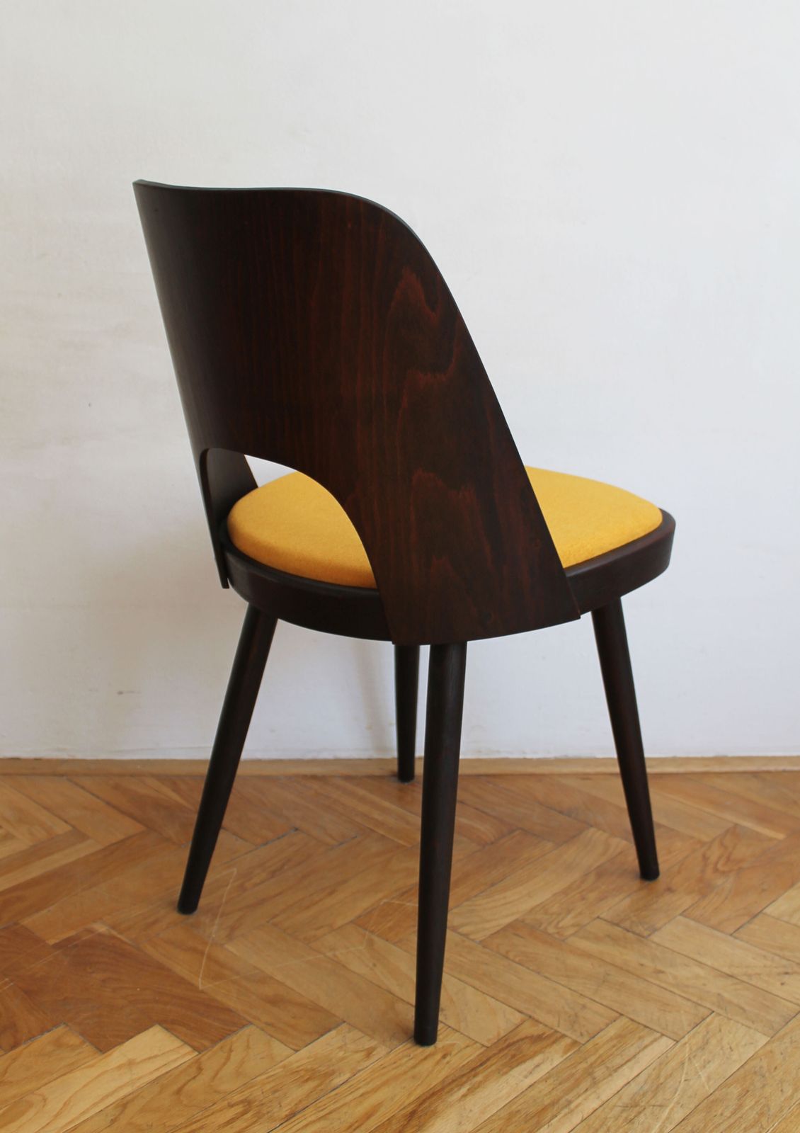 1950's Set Of Four Mid Century Dining Chairs By Oswald Haerdtl photo vinterior