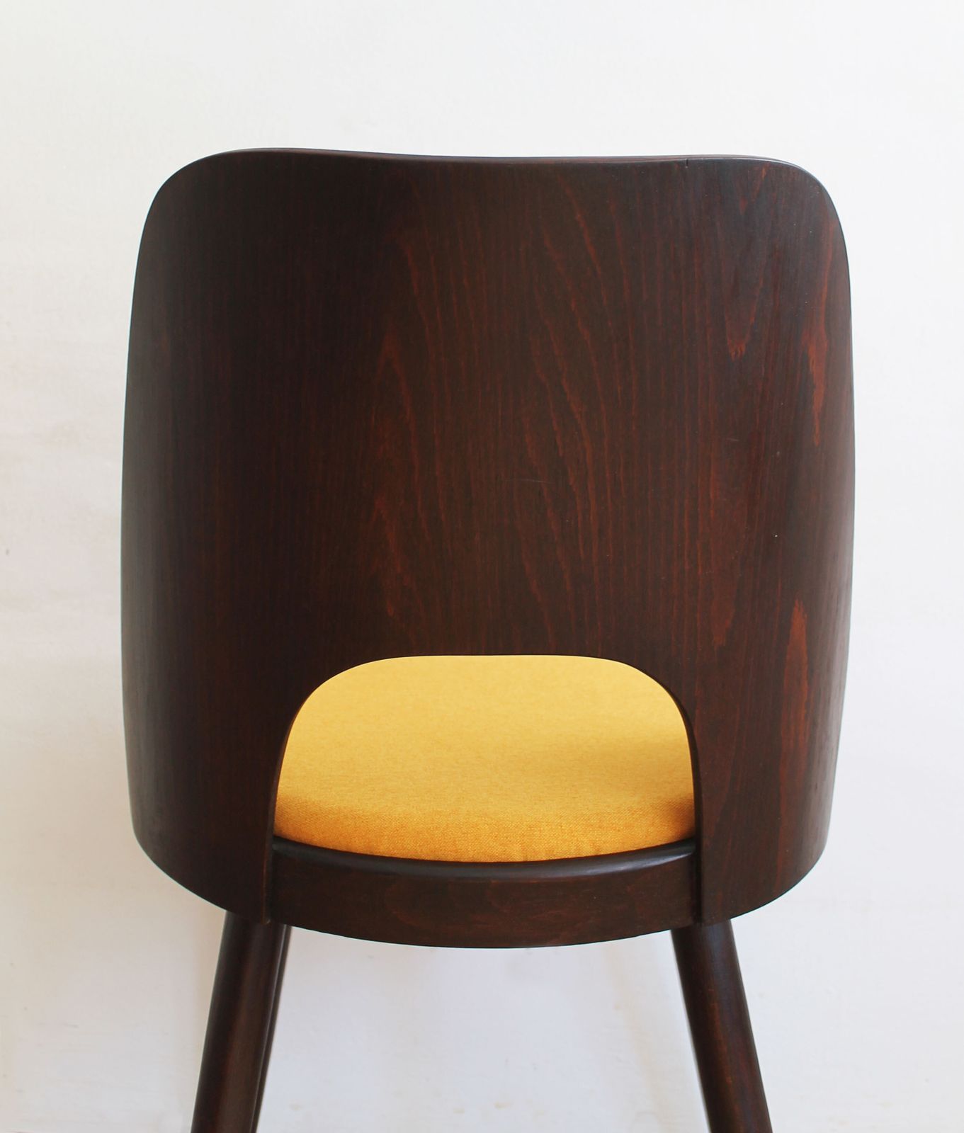 photo furniture 1950's Set Of Four Mid Century Dining Chairs By Oswald Haerdtl