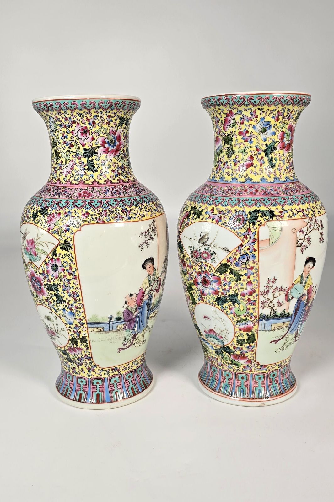 A Pair Of Chinese Hand Painted Porcelain Vases From The Republican Period Circa 1930 photo 2460.0