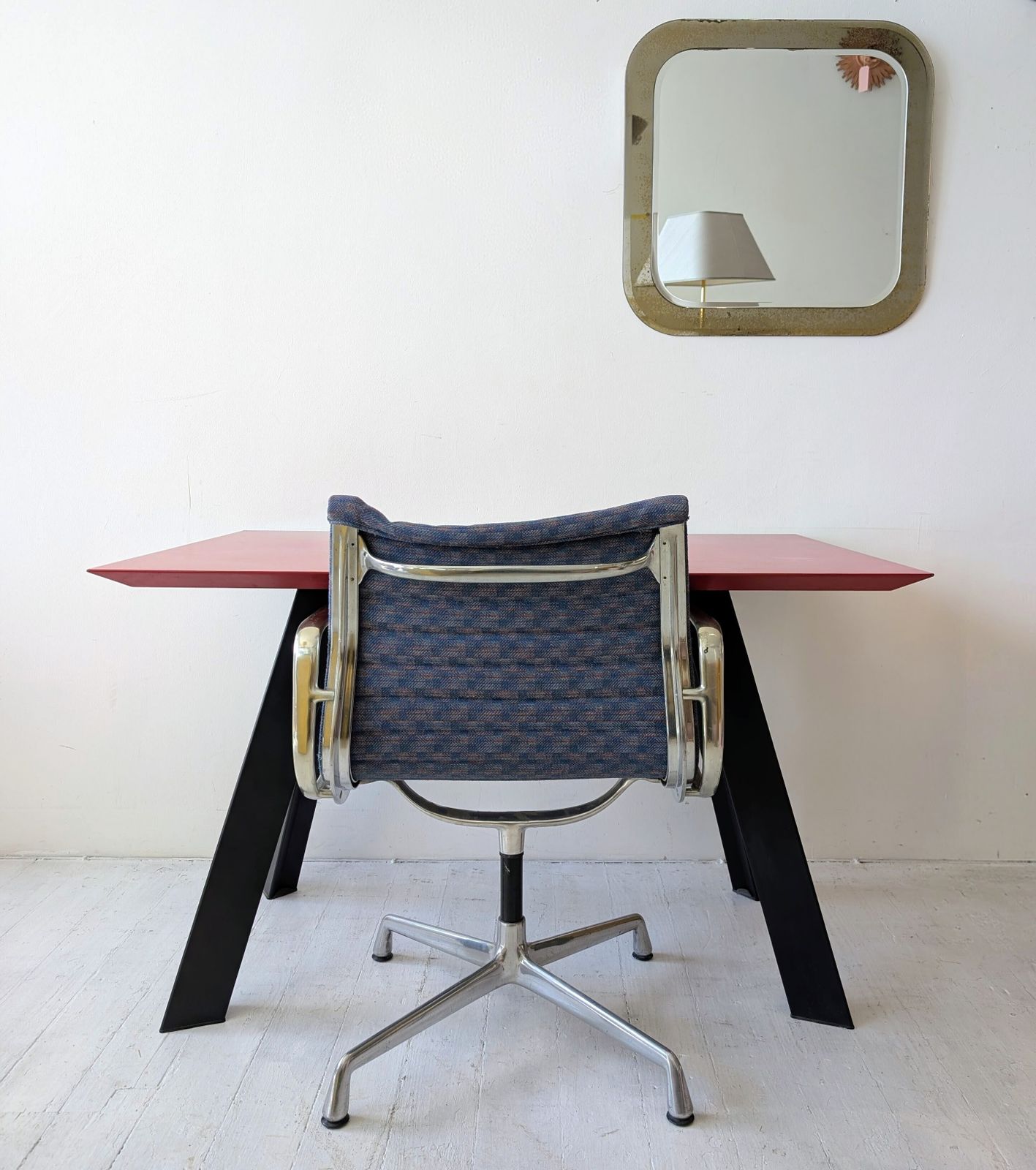 Post Modern Vintage Italian Small Lacquer Diningtable / Desk By Cidue, 1980s photo for sale