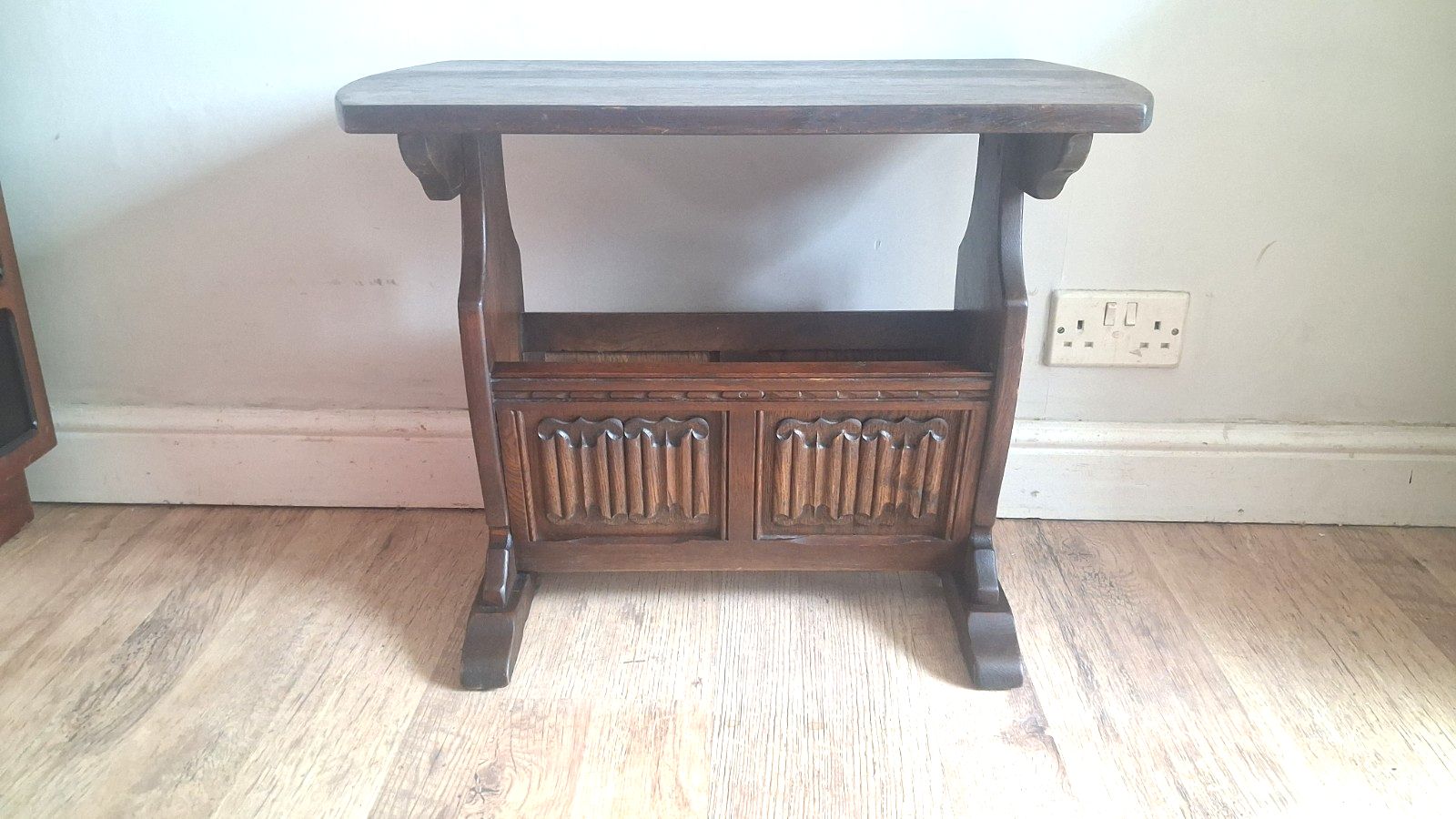Delightful Old Charm  Oak Magazine Table /Coffee Table In Very Good Condition photo Furniture