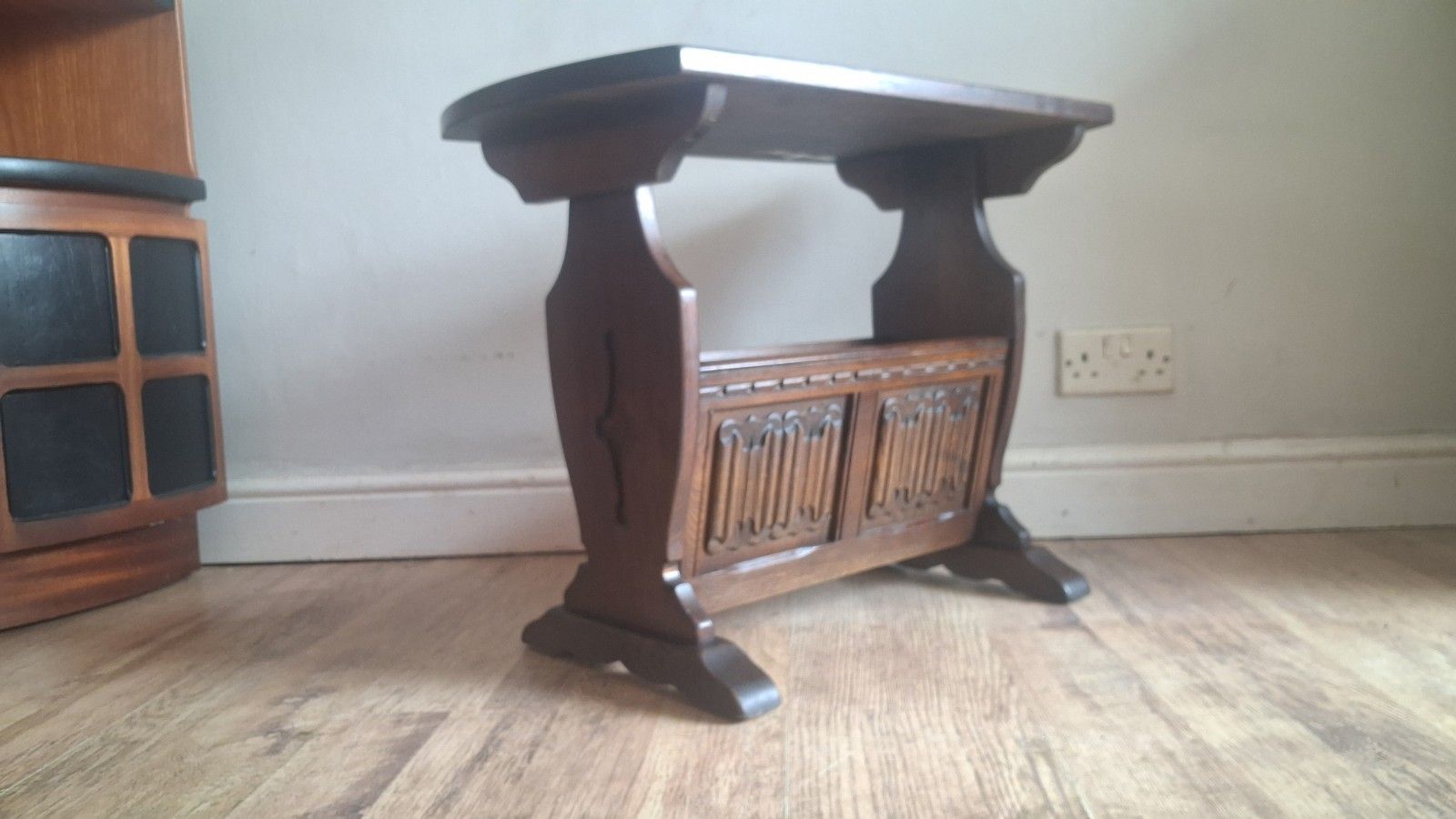 Delightful Old Charm  Oak Magazine Table /Coffee Table In Very Good Condition photo vintage