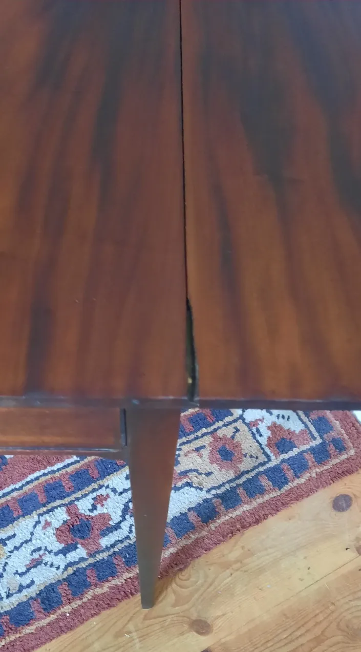 photo vinterior Antique Mahogany Pembroke Table, Late 18th  Early 19th Century