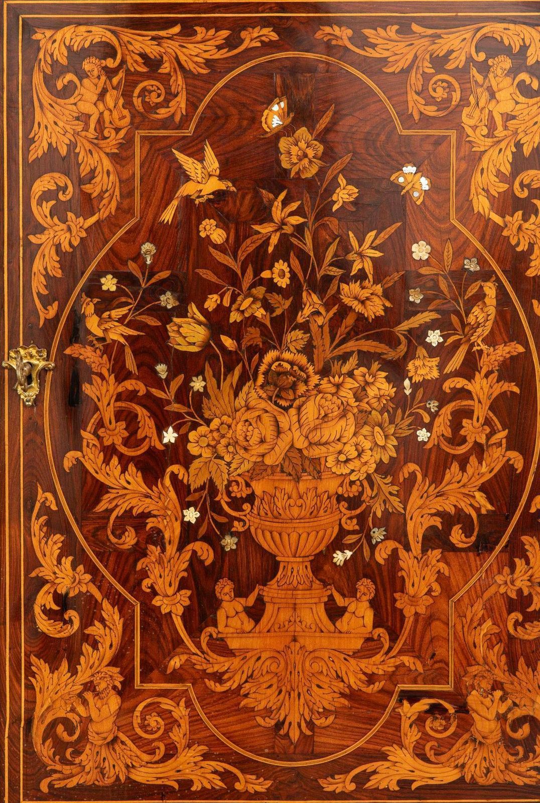 photo buy Nederlands marqueterie kunstkabinet met theaterdecor en trompe l'oeil, 17e-eeuwse stijl