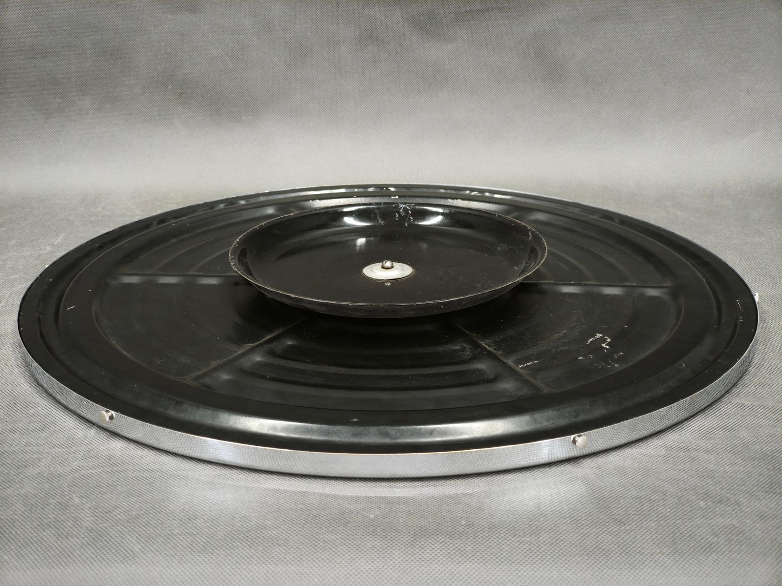 Plateau de service rotatif Art déco en chrome, Tchécoslovaquie, années 1940 photo 389.0