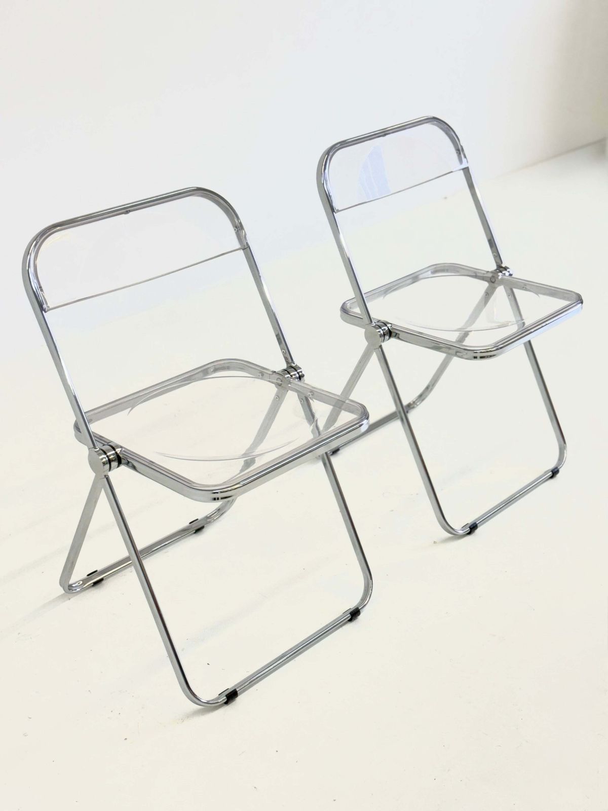 Set Of 2 Plia Folding Chairs By Giancarlo Piretti For Anonima Castelli photo for sale