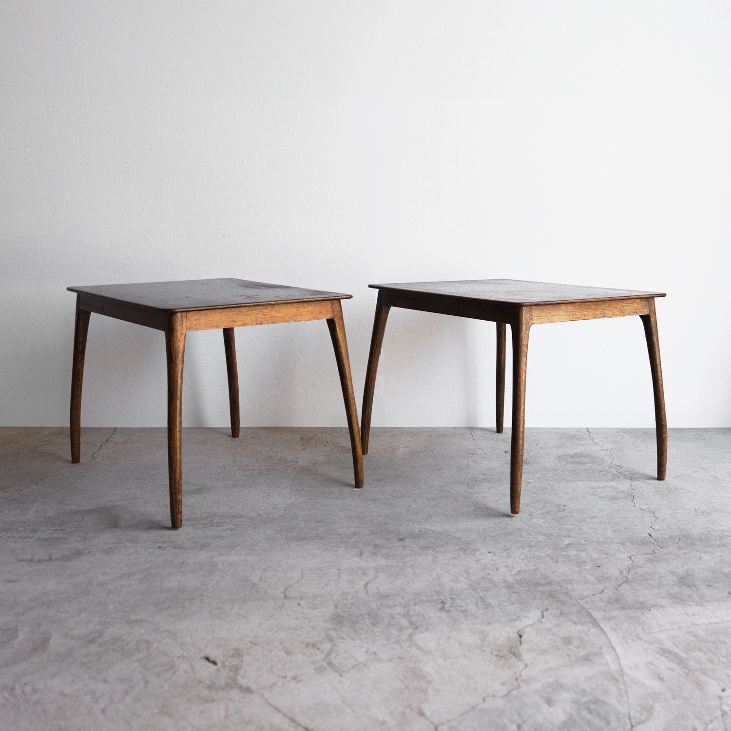 Pair Of Vintage Figured Oak Side Or End Tables, Mid 20th Century photo Furniture