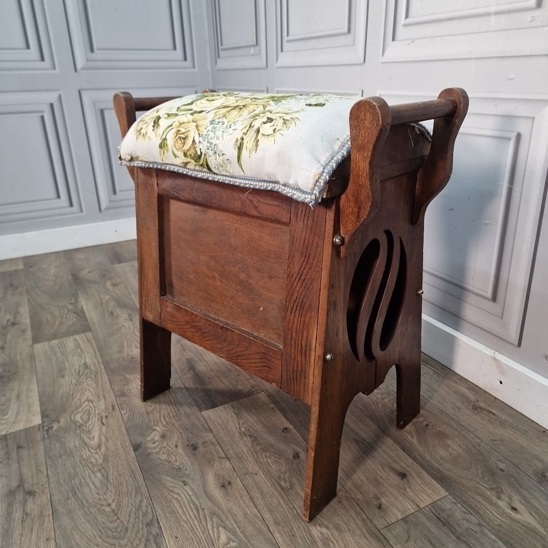 Antique Piano Stool Arts & Crafts Oak Music Lift Top Storage Carved Sides Wood photo Furniture