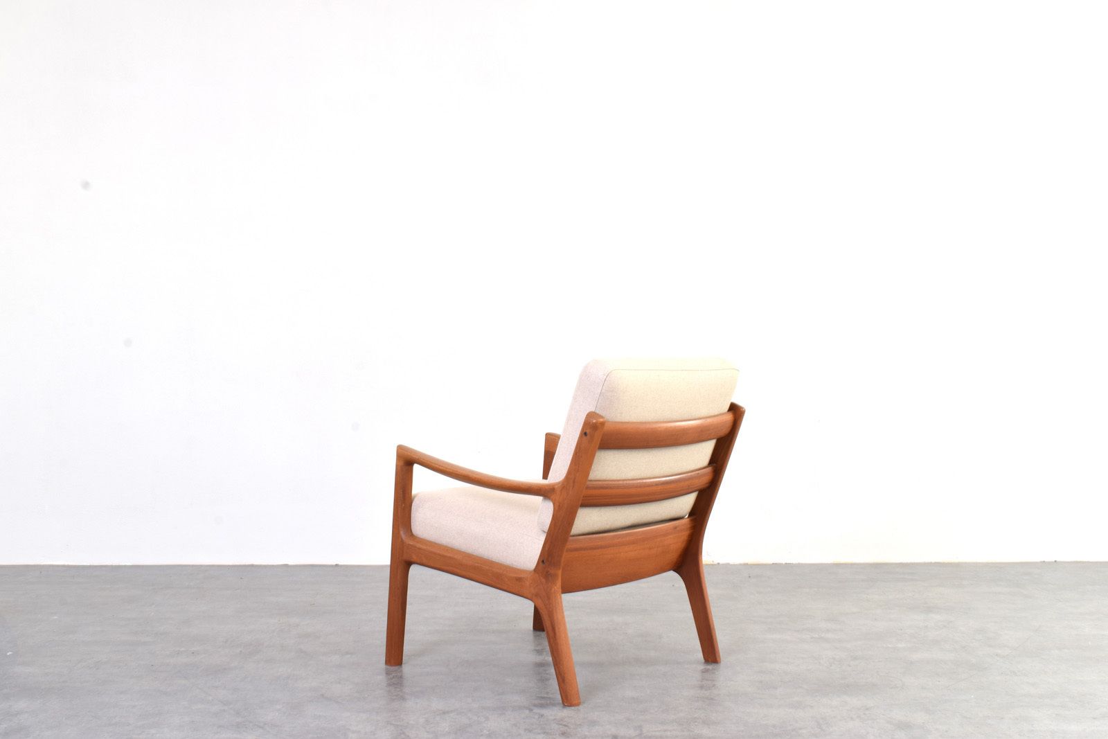 Mid Century Danish Teak Senator Lounge Chair By Ole Wanscher For Cado, 1960s. photo vinterior