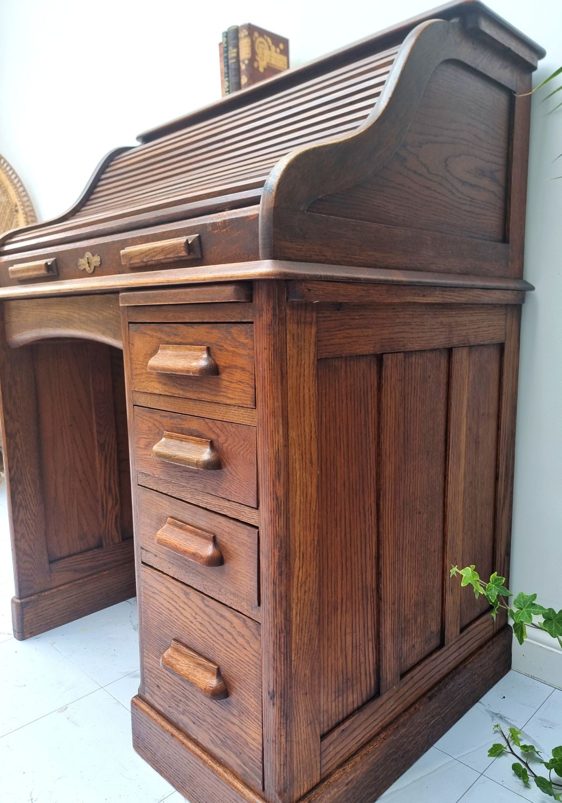 Oak Roll Top Tambour Pedestal Desk Bureau Harris Lebus Freestanding Panelled All Sides photo vinterior