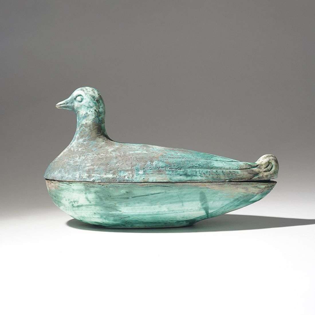 Ceramic Box In The Shape Of A Bird, 1960s photo 425.0