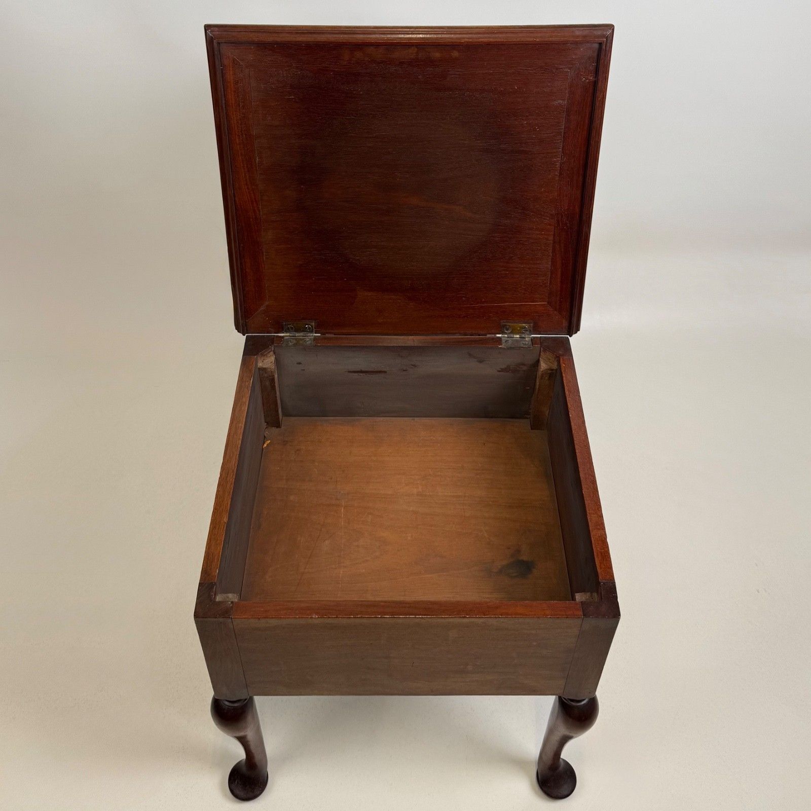 photo for sale Antique 20th Century Good Quality Small Mahogany Storage Box ( Af 5635 )