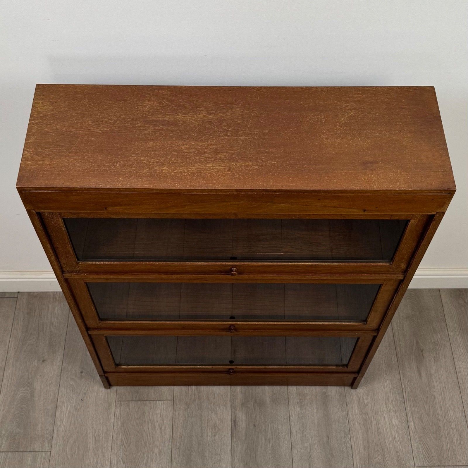 photo for sale Antique 20th Century Globe Wernicke Style Bookcase In Mahogany ( Af 5681 )
