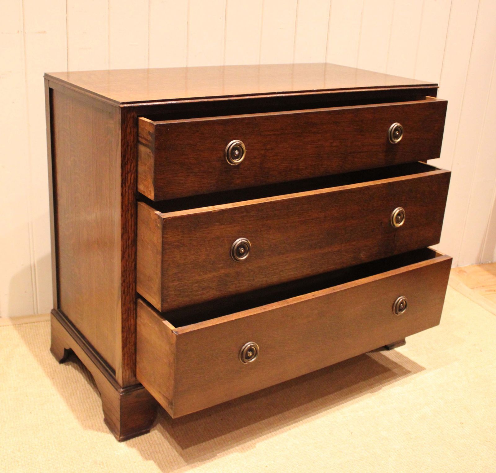 Early 20th Century Oak Chest Of Drawers photo vinterior