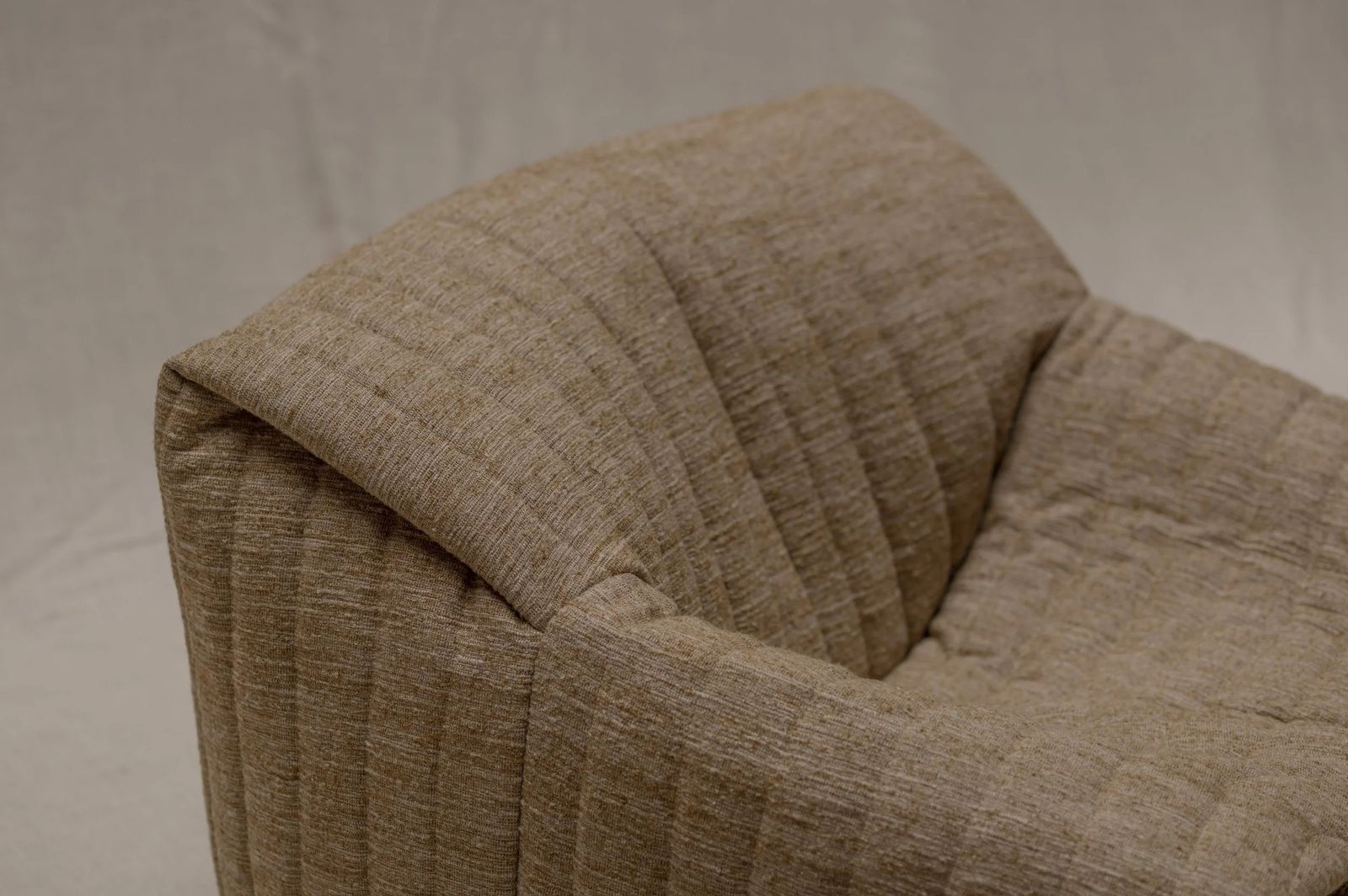 ‘Sandra’ Lounge Chair By Annie Hieronimus, 1970s photo vinterior