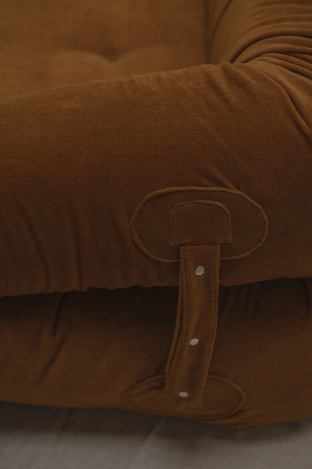photo vinterior Anfibio Three Seater Sofa By Alessandro Becchi For Giovannetti — 1970s