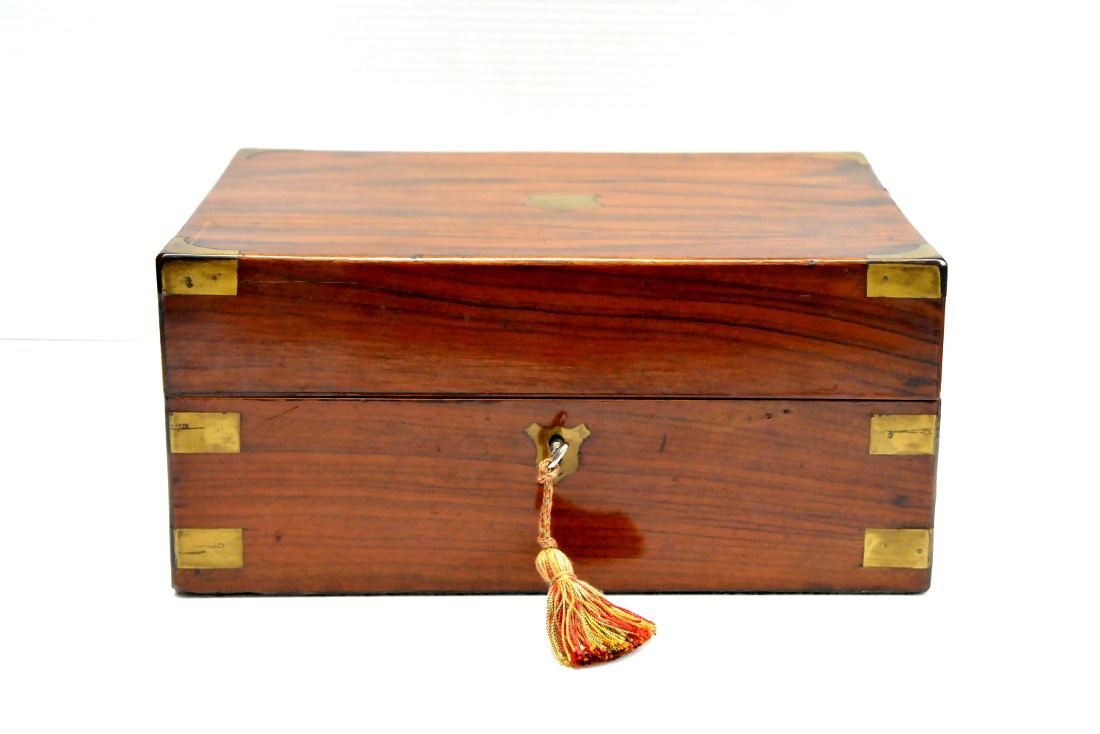 Walnut Ladies Dressing Case