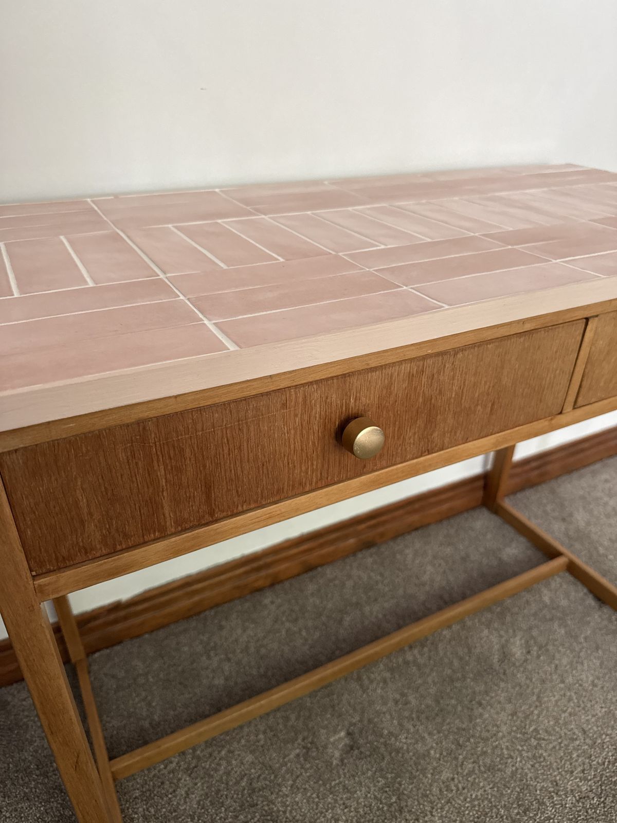 photo vintage Mid Century Herbert E. Gibbs Desk With Hand Tiled Pink Metro Top — One Of One