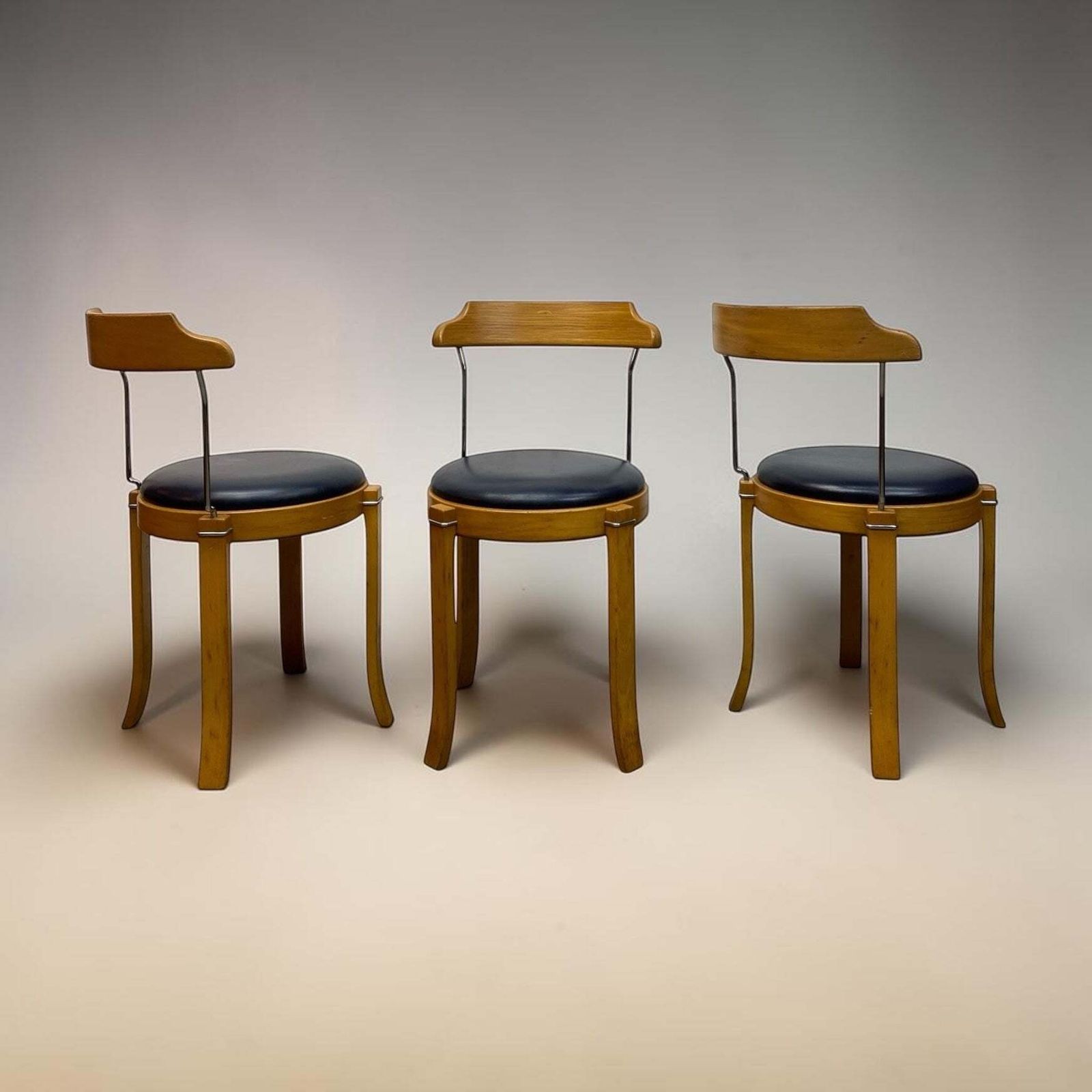 Chairs Rud Thygesen & Johnny Sørensen Magnus Olesen 80s photo for sale