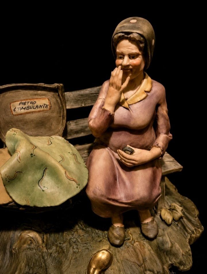 Italian Capodimonte Figurine Pietro L Ambulante Cabrelli photo furniture