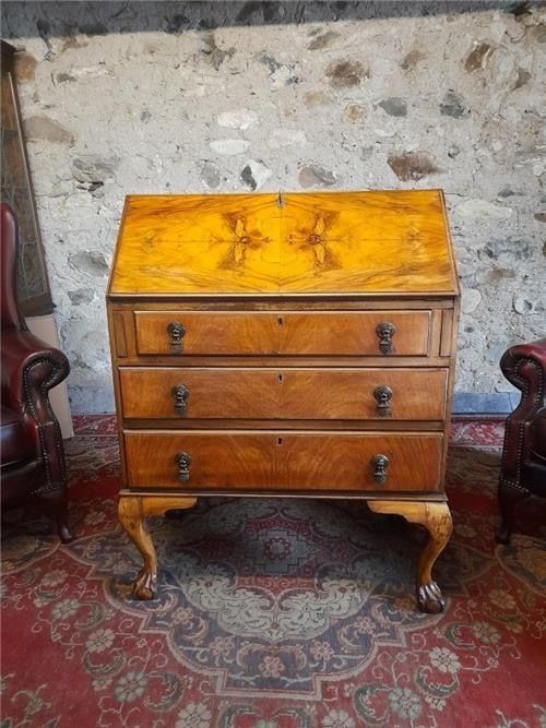 Vintage Burr Walnut Bureau. 0483