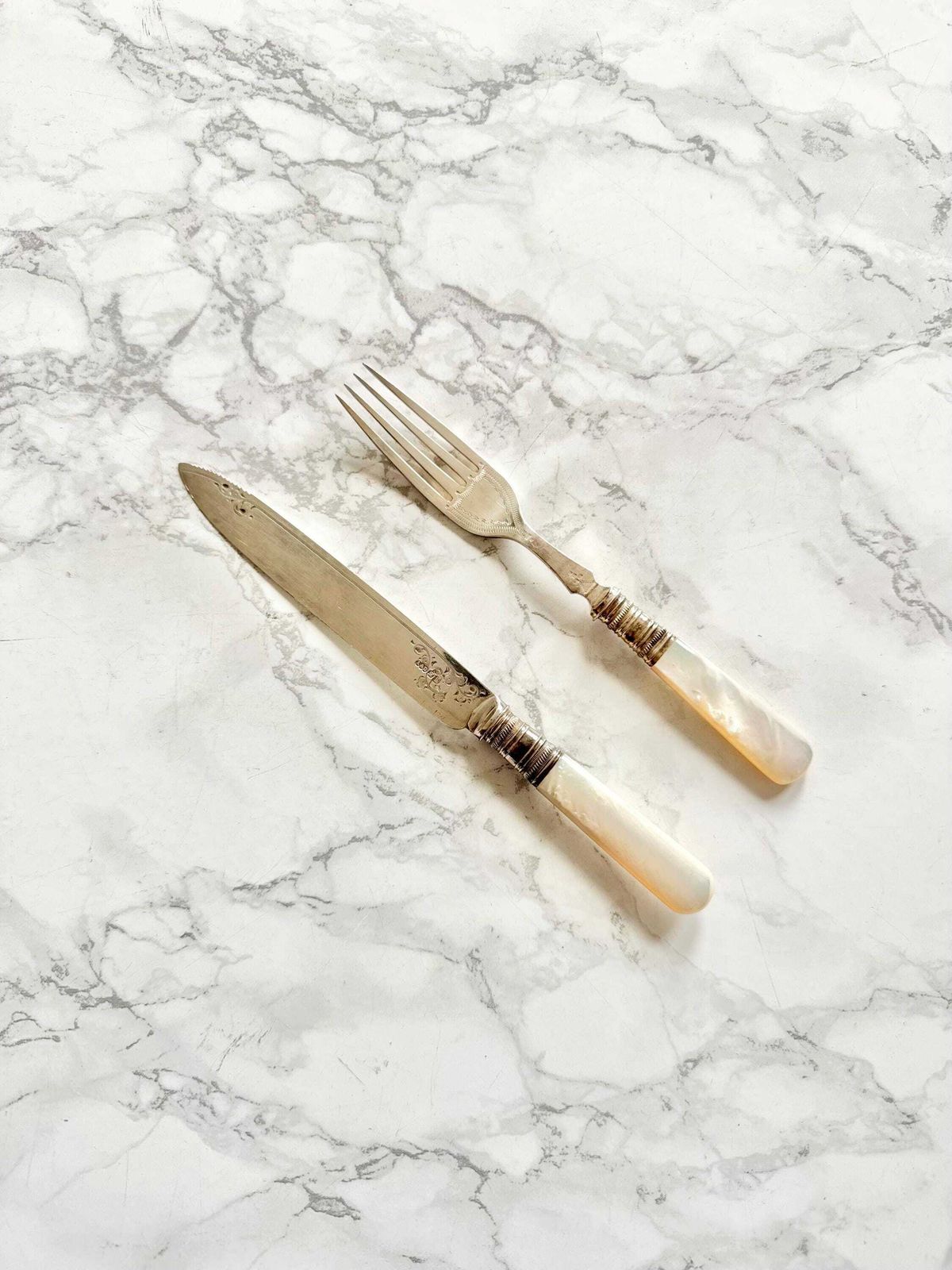 Antique Mother Of Pearl And Silver Plated English Made Set Of 12 Cutlery Pieces Engraved Blades Original Satin Lined Case 6 Forks 6 Knives photo for sale