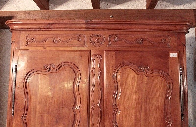 Cabinet Louis XV Cherry 18th photo furniture