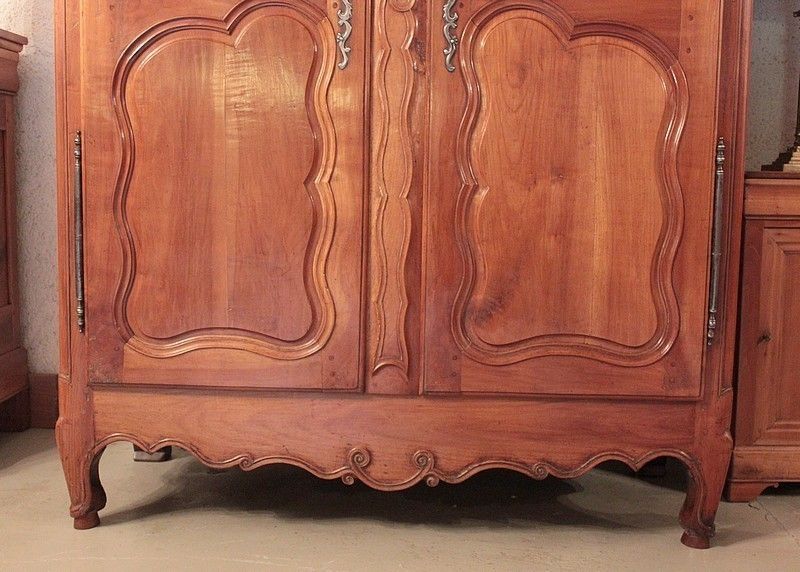 Cabinet Louis XV Cherry 18th photo Furniture