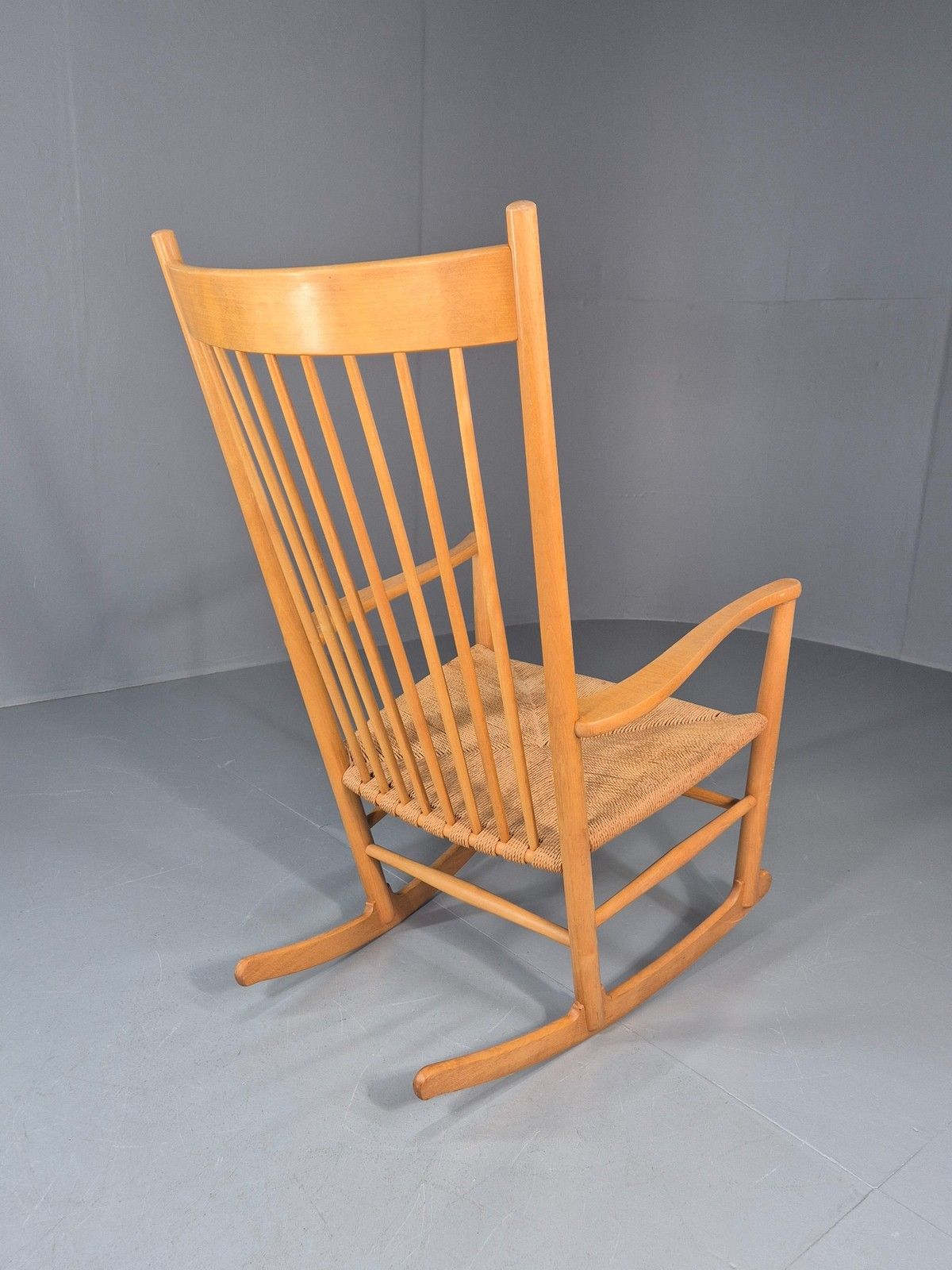 photo for sale Vintage Wegner Rocking Chair J16 Model For Fredericia C1944 Mcm Retro 10991