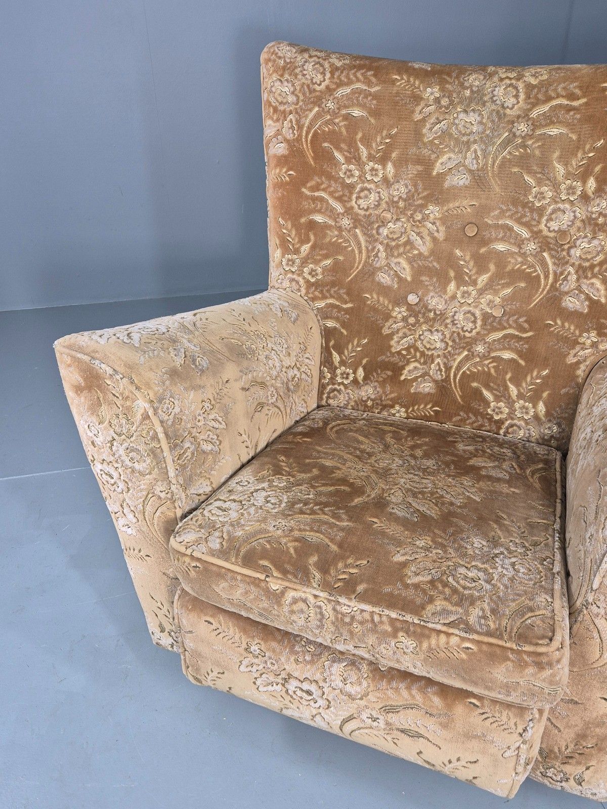 photo vinterior Vintage Lounge Chair 1960s Retro Minty Floral Wingback Eb11846