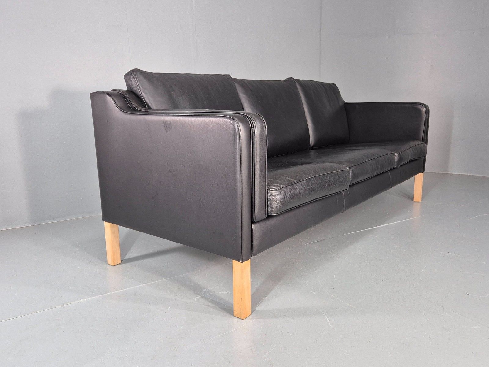 Furniture Vintage 3 Seater Sofa Danish Black Leather 1980s Retro Mid Century Style Eb11938 photo