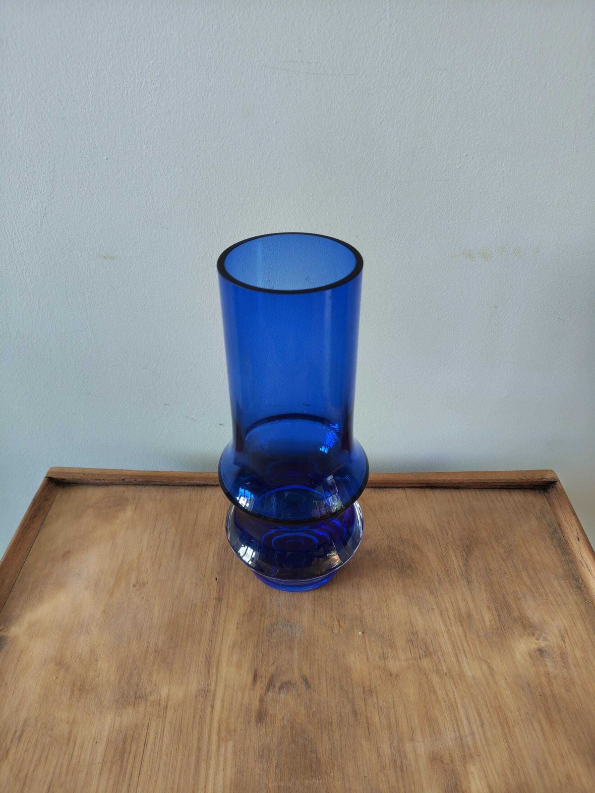 photo furniture Riihimaen Lasi Oy Riihimaki Tamara Aladin Reimari Blue Glass Vase Riihimäen 10inch 25cm Cobalt Blue Mid Century Modern