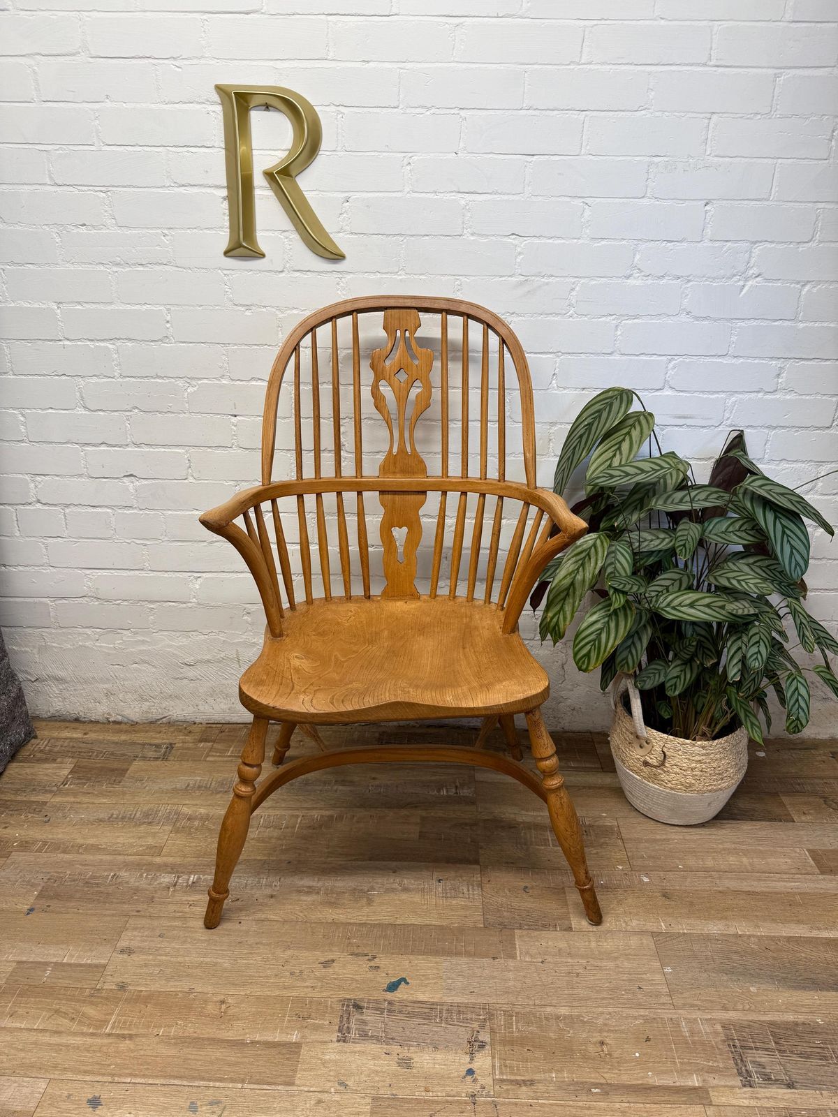 Antique English Windsor Armchair In Elm & Ash photo furniture