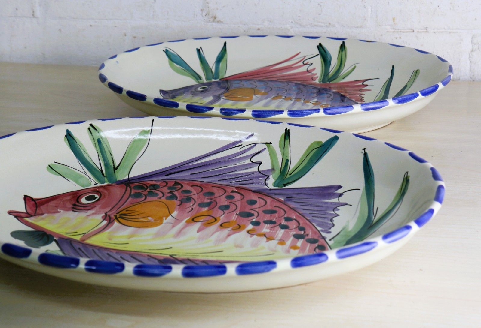 photo furniture Vintage Italian 2 X Large Vietri Al Mare Pottery Hand Painted Dishes Wall Hanger