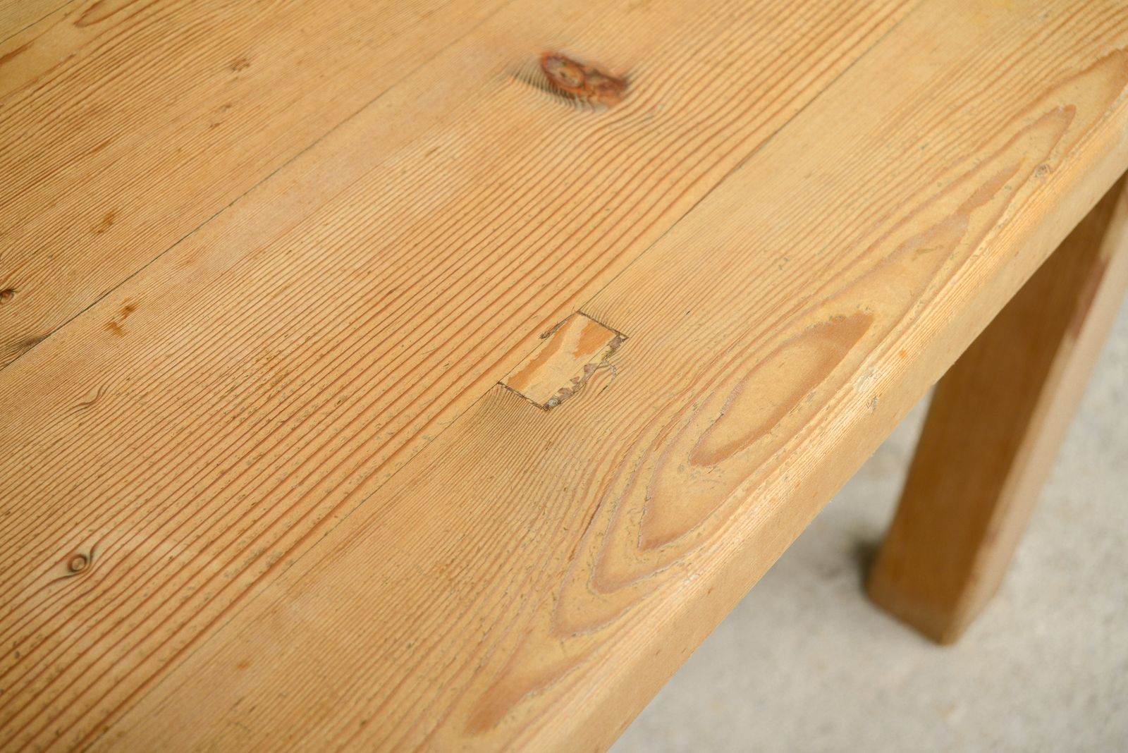 photo buy Plank Top Pine Dining Table   Reclaimed Wood   167 Cm