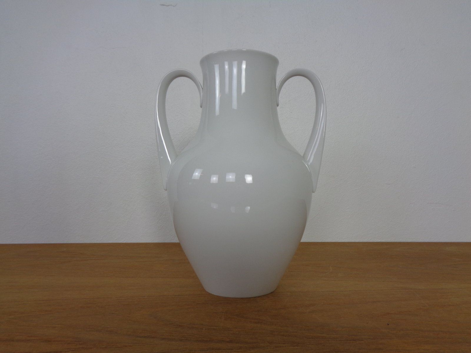 Porcelain Salier Vase By Siegmund Schütz For Kpm Berlin, Germany, 1951