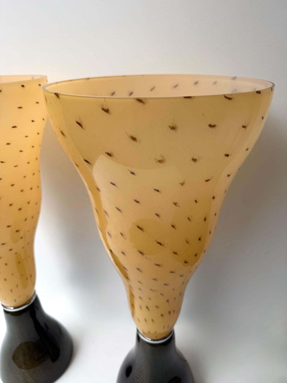 Pair Of Speckled Murano Glass Flame Lamps By Leucos. Italy, 1990s photo vintage