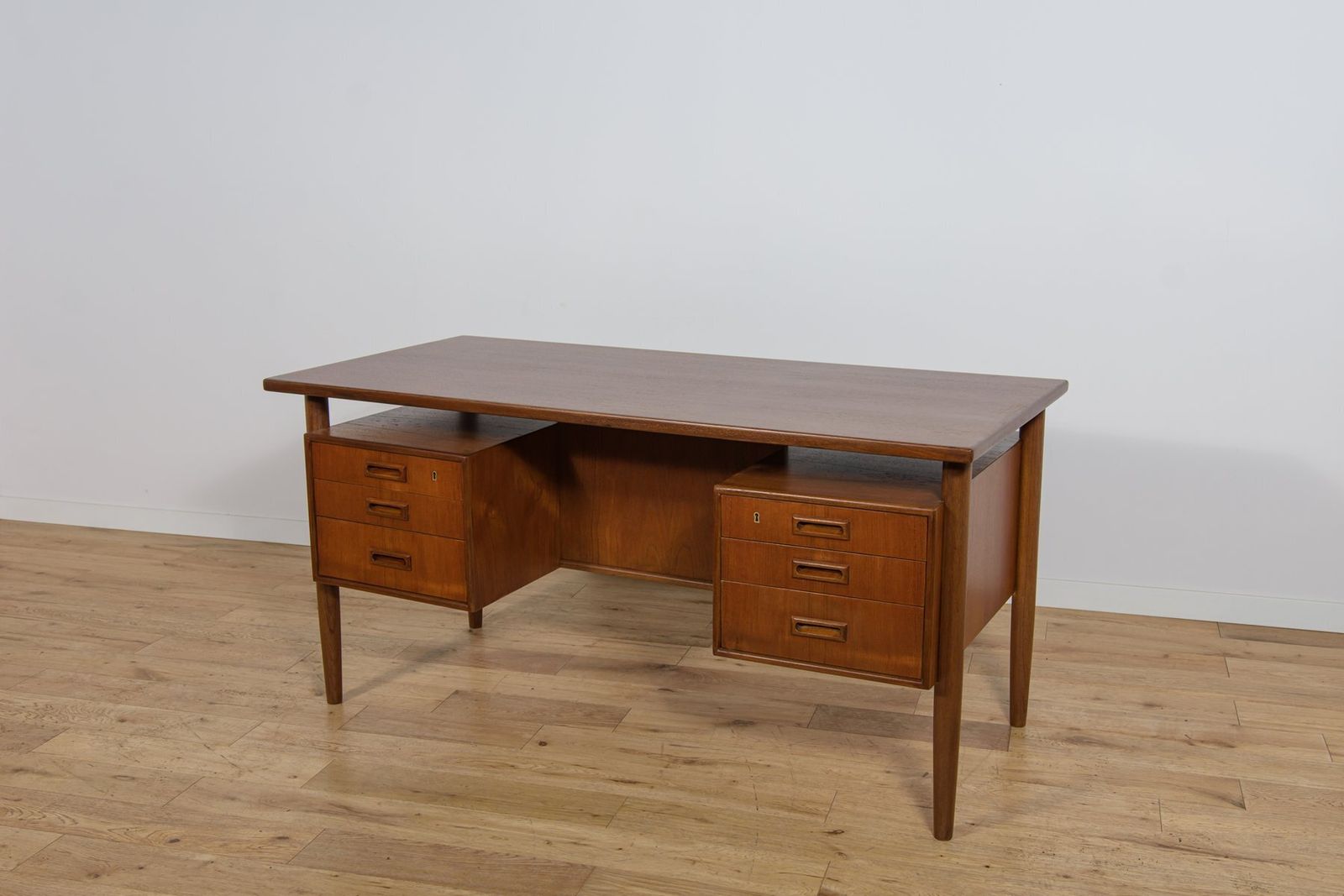 Mid Century Freestanding Teak Desk By Arne Vodder For Sibast, 1960s