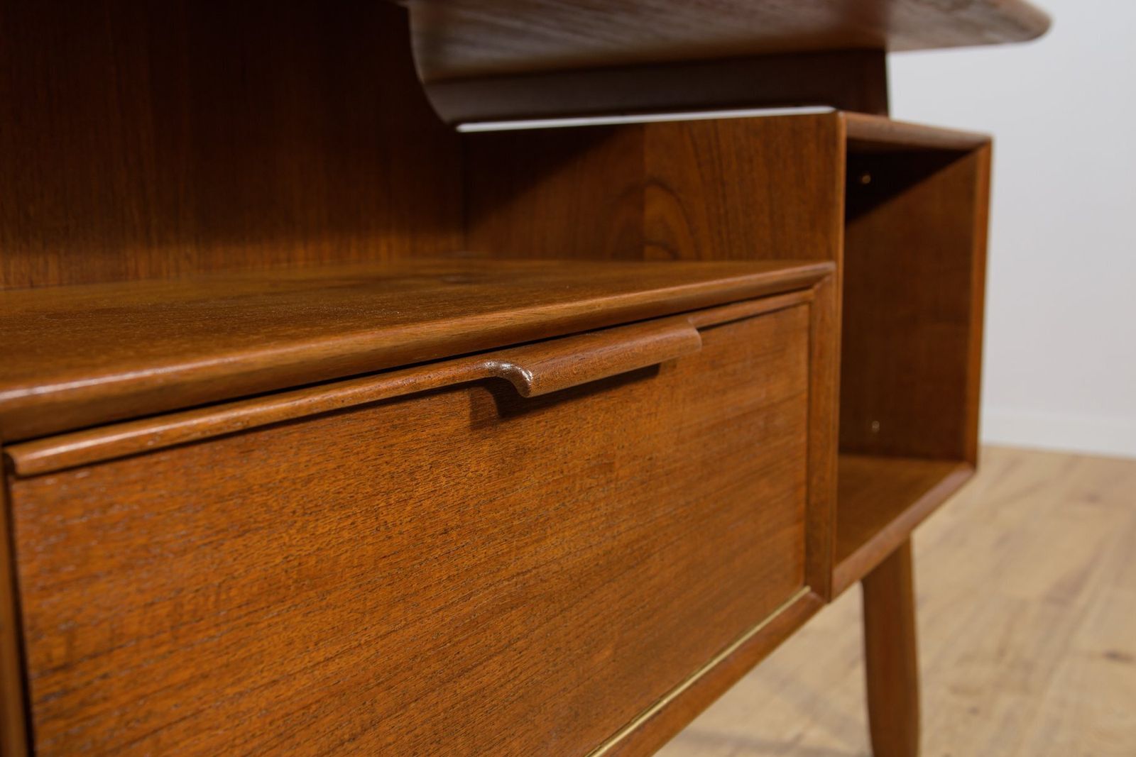 Mid Century Teak Model 75 Freestanding Desk From Omann Jun, Denmark, 1950s photo buy