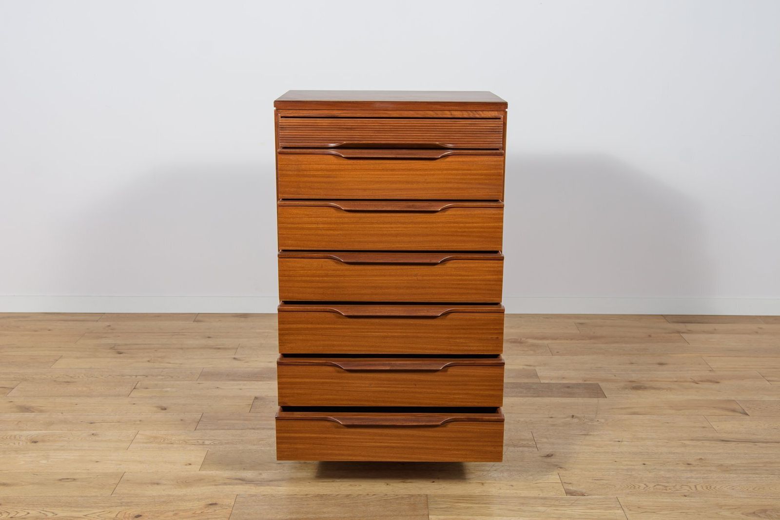 Mid Century Teak Dresser From White & Newton, United Kingdom, 1960s photo buy
