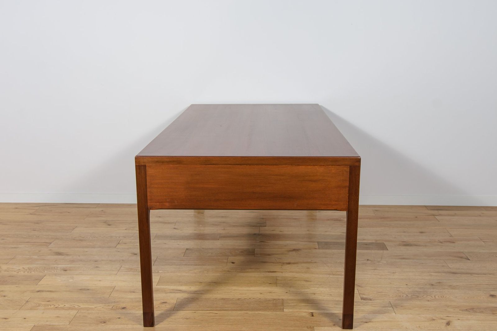 Mid Century Teak Desk By Ejner Larsen & Aksel Bender Madsen For Willy Beck, Denmark, 1950s photo vinterior