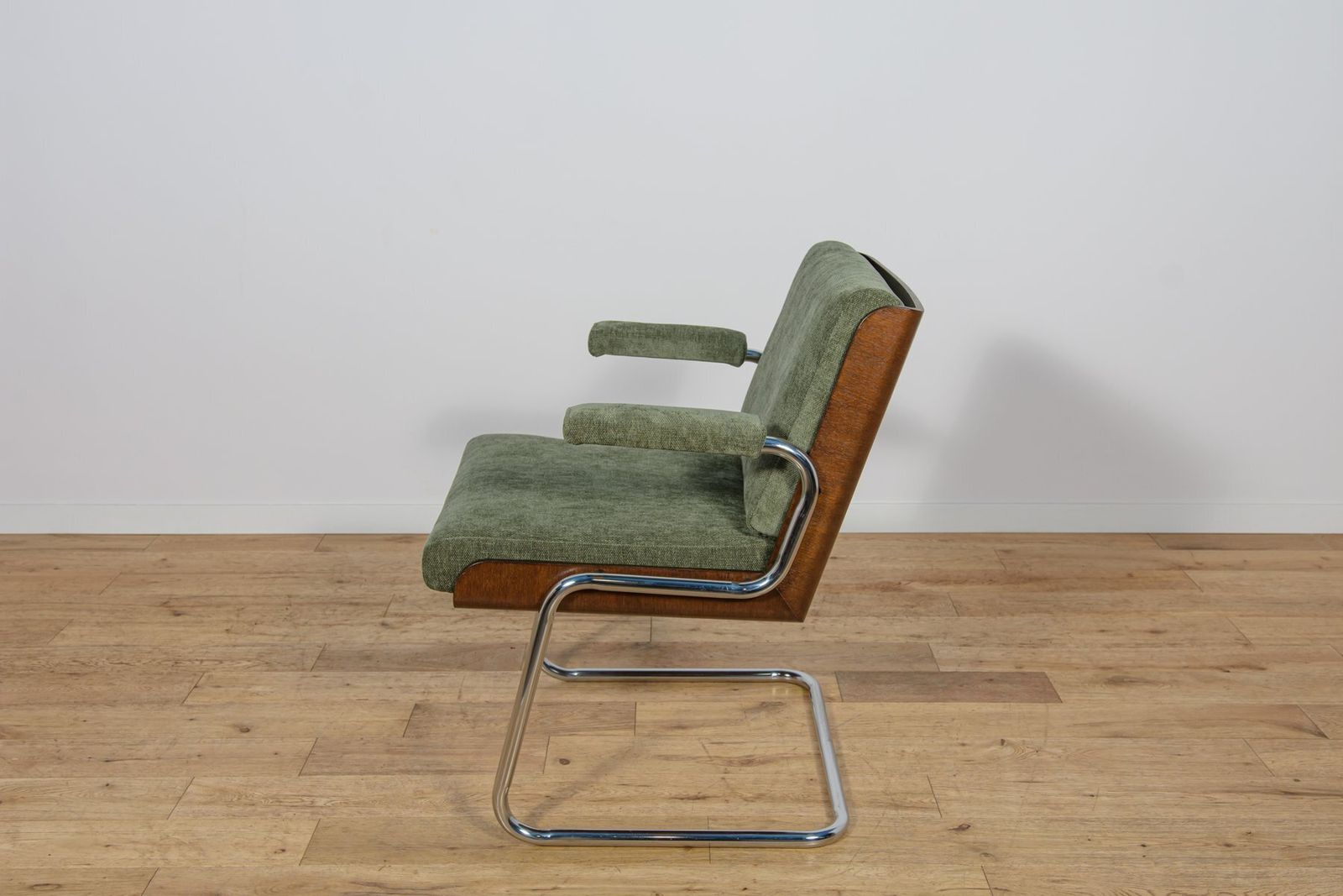 photo for sale Chrome And Teak Chairs From Gordon Russell, United Knigdom, 1970s, Set Of 6