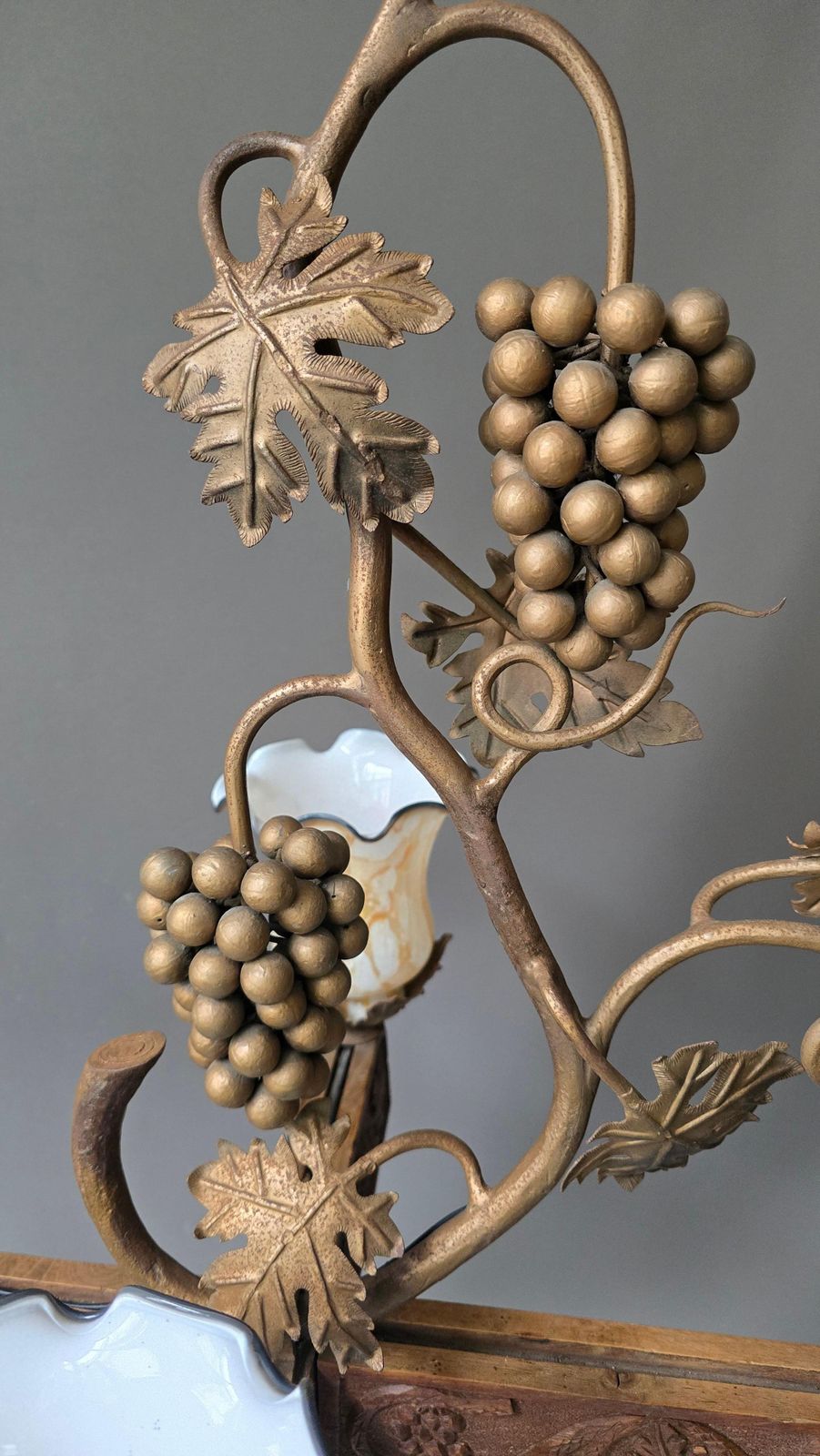 Early 20th Century Art Nouveau Grapevine Chandelier In Carved Wood, Metal, Glass photo vintage