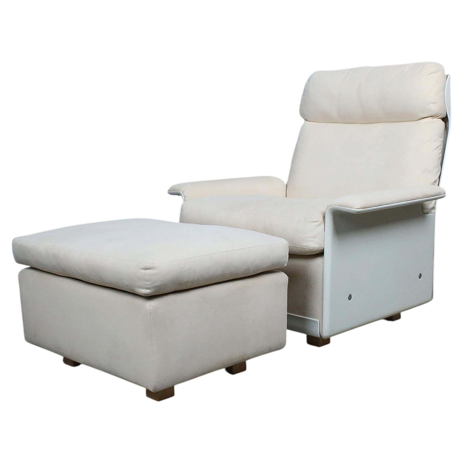 Hoge Draaifauteuils 620 Met Ottoman Door Dieter Rams Voor Vitsoe